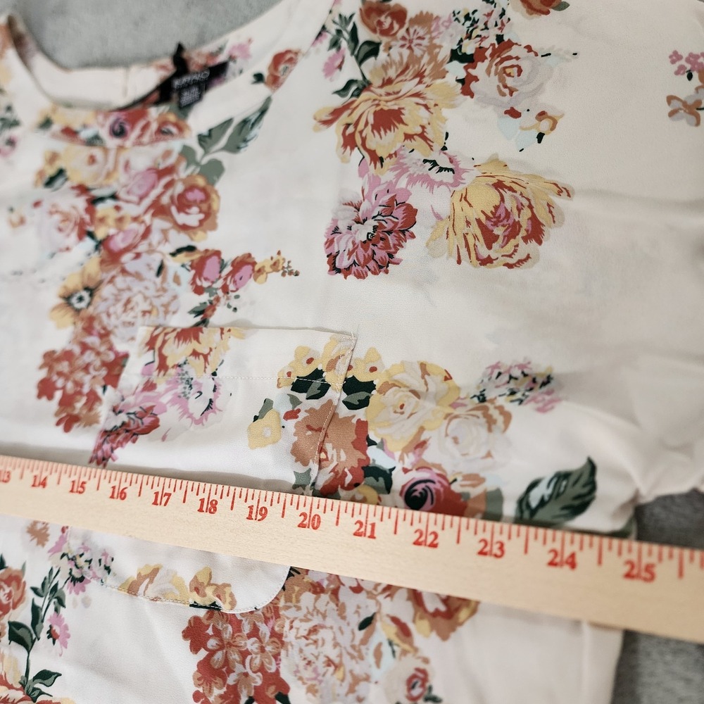 Buffalo David Bitton Women's Short Sleeve XL Blouse with Patch Pocket Floral - Picture 7 of 9
